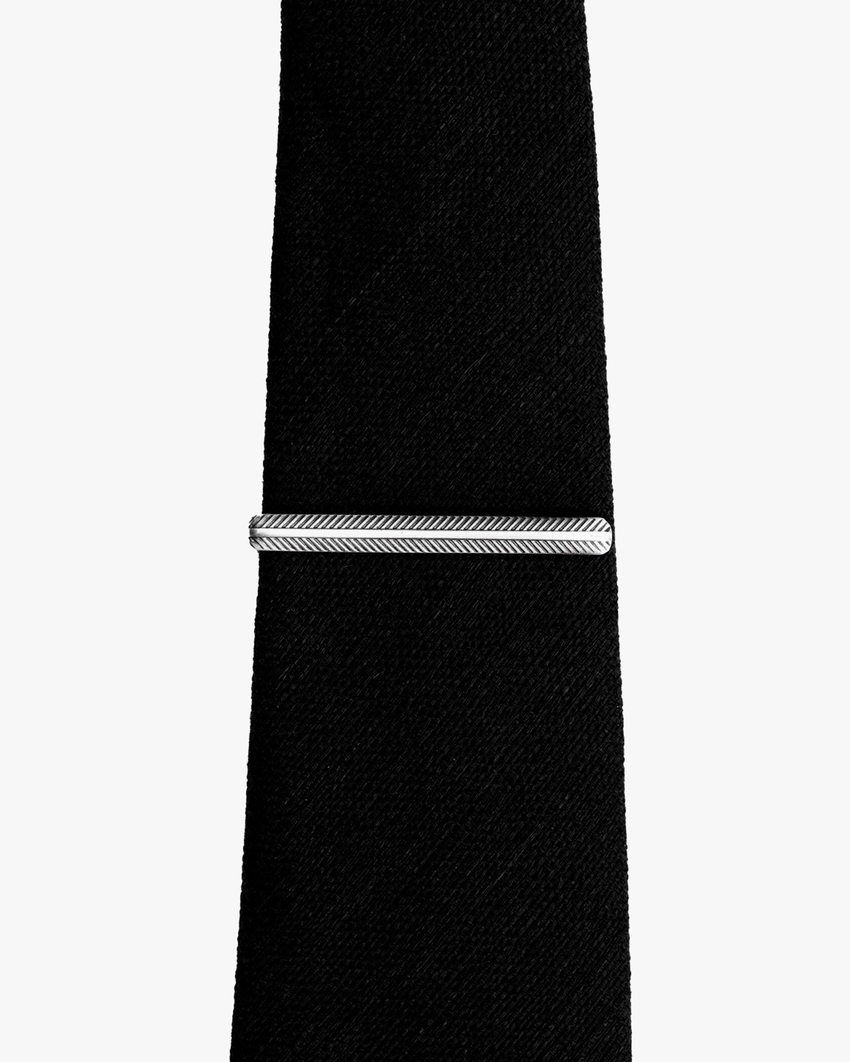 Silver Ribbed Tie Bar